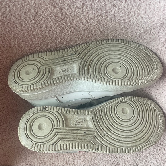White Air Force Ones with Pink Rose Embroidery (size 6Y) fit like a women’s 7.5! - Picture 3 of 4